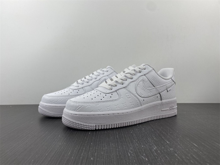 NIKE AIR FORCE1’07 SNEAKERS WHITE