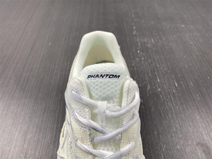 BLEN PHANTOM SNEAKER IN WHITE 679339W2E929000