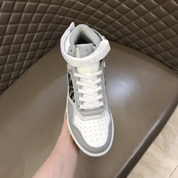 D10R B27 SNEAKER