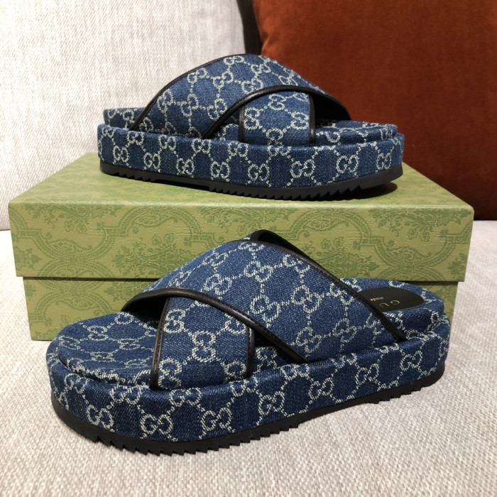 GUCC SLIPPERS