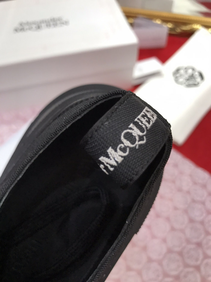 MQ Sneakers