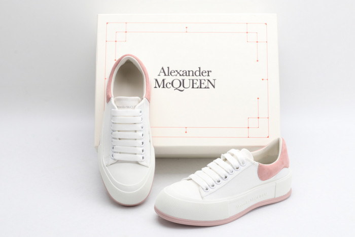 MQ Sneakers