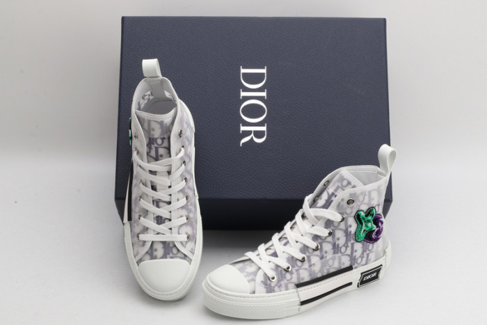 D10R B23 Oblique High Top Sneaker