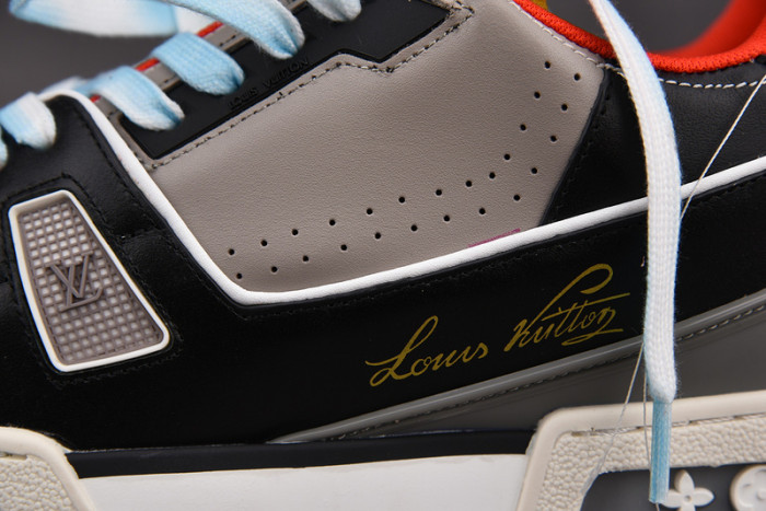 LOUI VUITTO SNEAKER