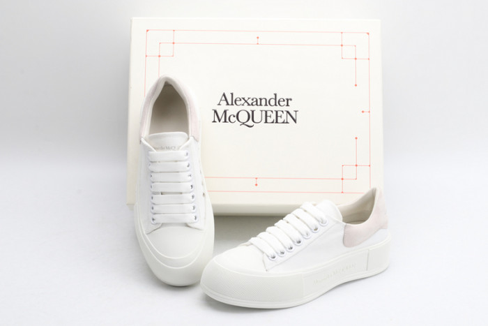 MQ Sneakers