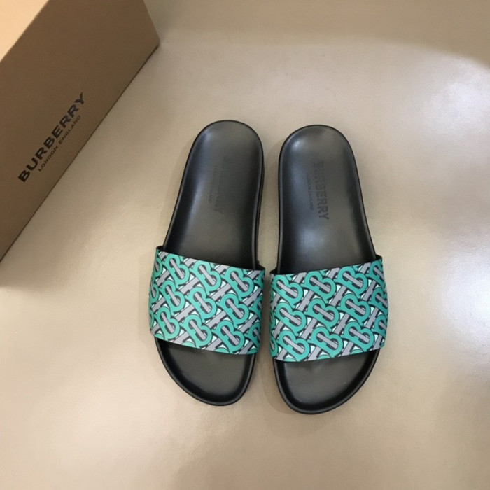 BUR_BERRY SLIPPERS