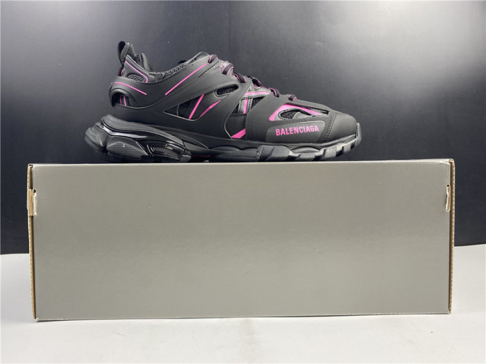 BLCG Track Trainer black and pink 542023-W2LA1-2046