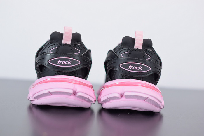 BLCG Track Trainer pink and black 542436 W3AC1 1050