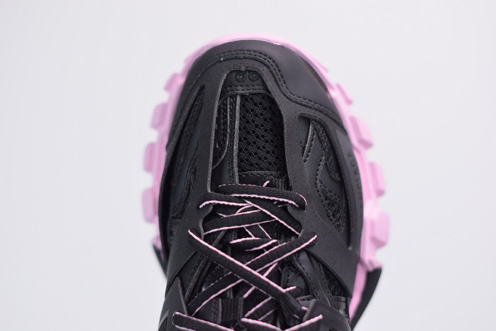 BLCG Track Trainer pink and black 542436 W3AC1 1050