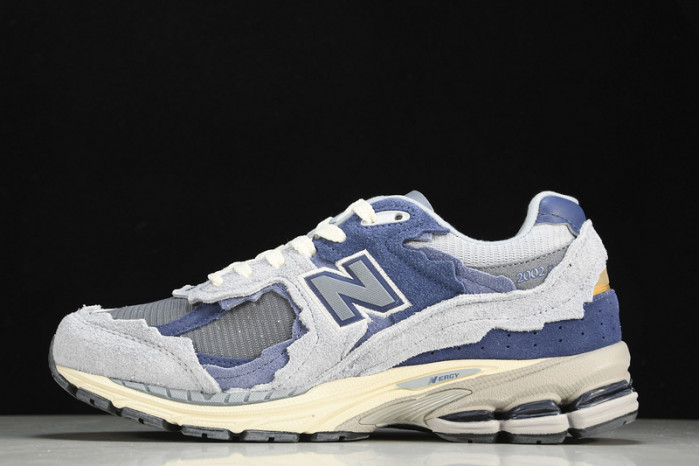 New Balance 2002R‘Refined Future M2002RDI