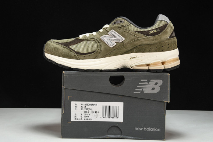 New Balance 2002R‘Refined Future M2002RHN