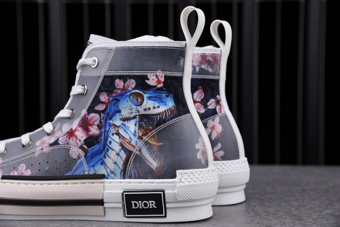 D10R B23 Oblique High Top Sneaker