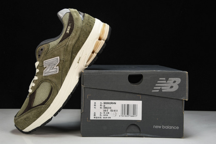 New Balance 2002R‘Refined Future M2002RHN