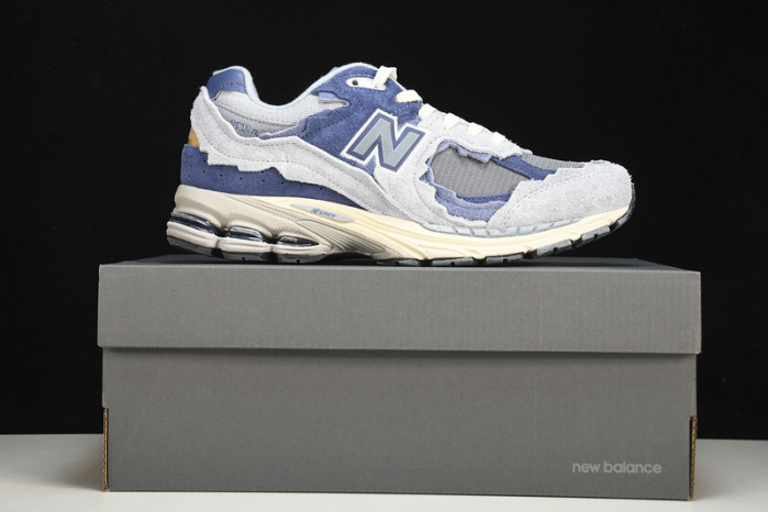 New Balance 2002R‘Refined Future M2002RDI