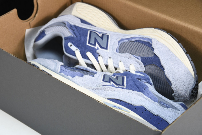 New Balance 2002R‘Refined Future M2002RDI