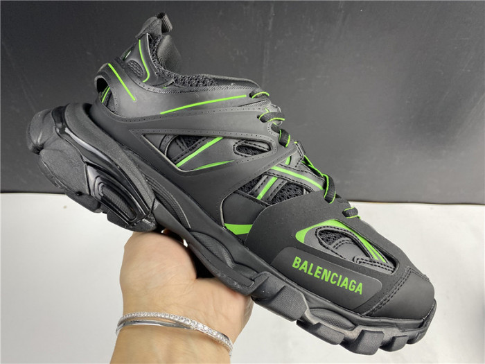 BLCG Track Trainer black green 542436-W2LA1-2042