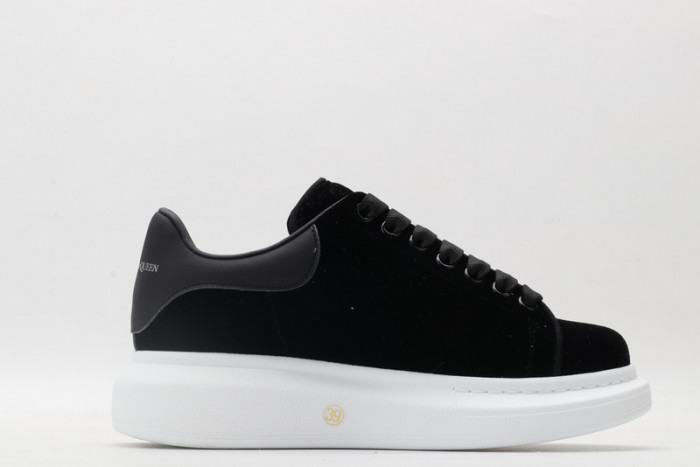 MQ Sneakers