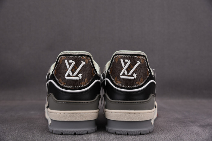 LOUI VUITTO SNEAKER