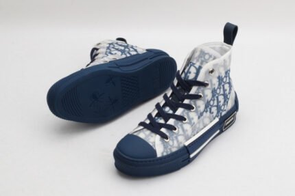D10R B23 Sneakers High Top