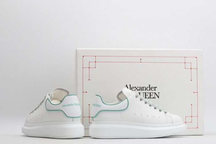 MQ Sneakers