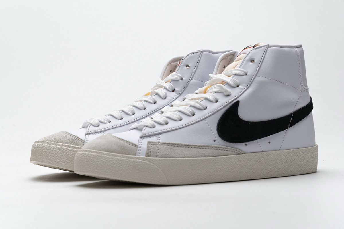 Nike Blazer Mid ’77 Black White