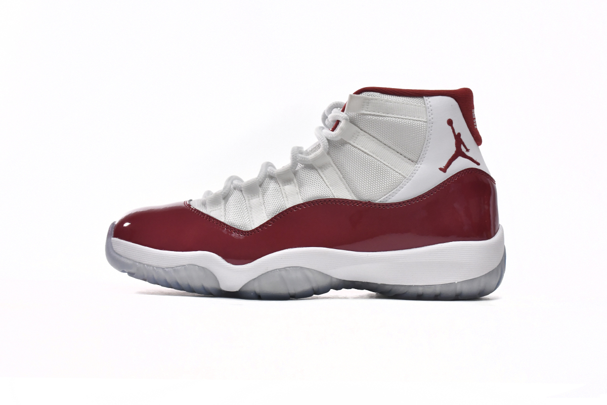 Air Jordan 11 Cherry