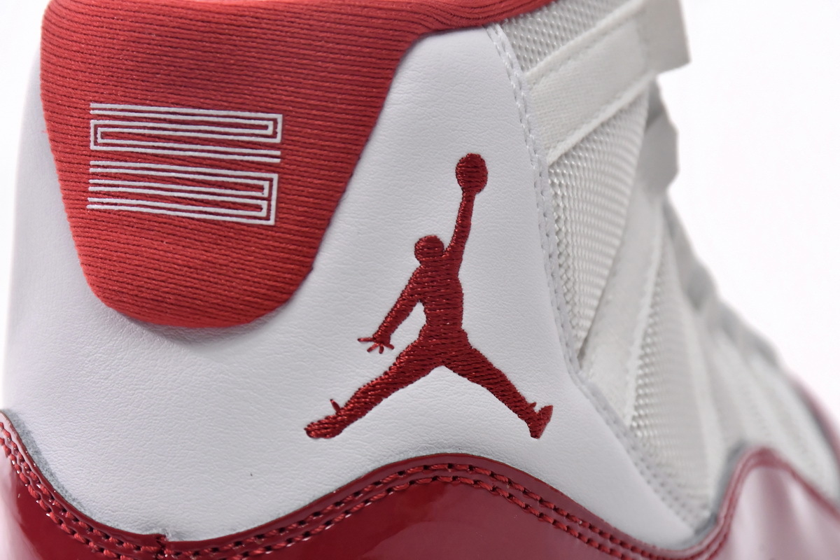 Air Jordan 11 Cherry