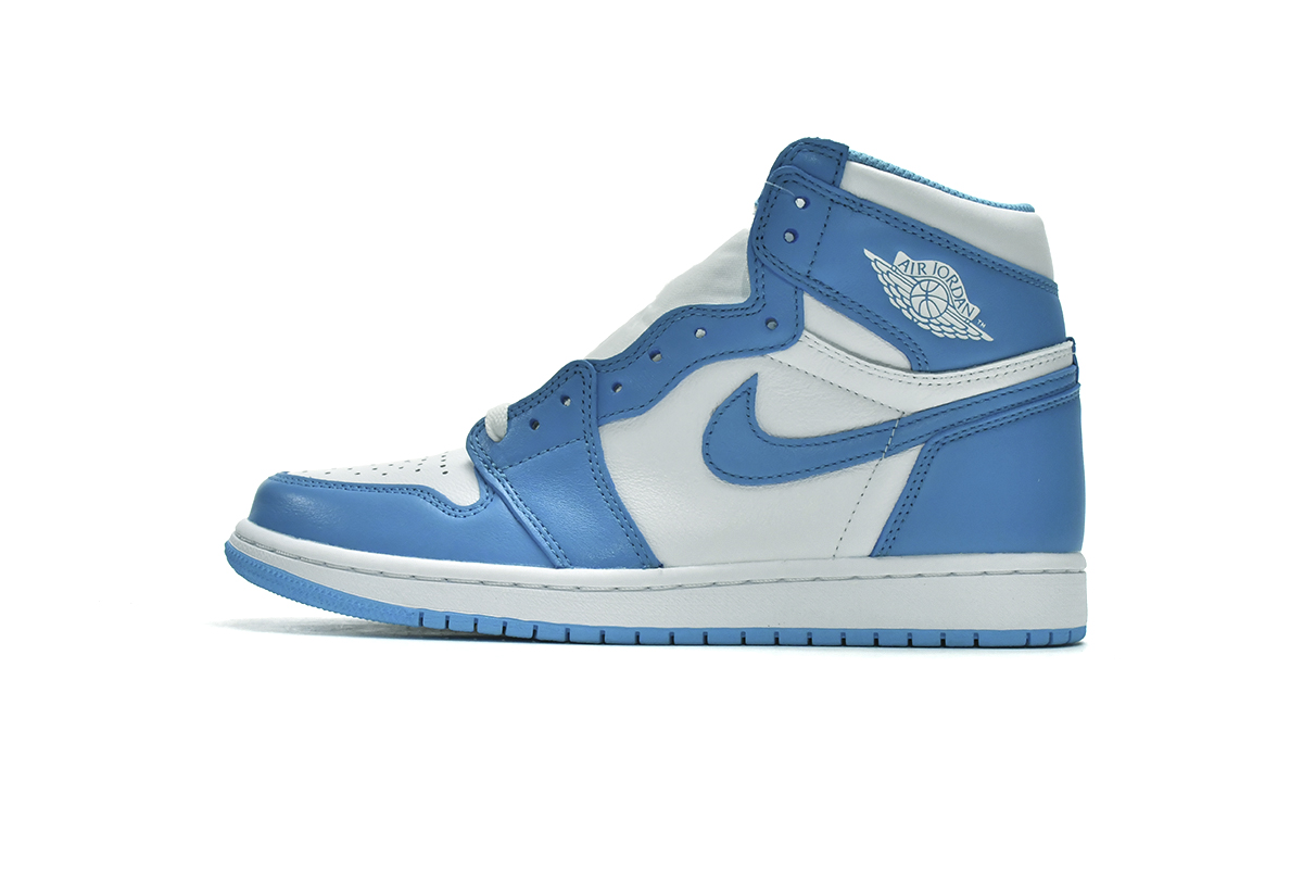 Air Jordan 1 Retro UNC