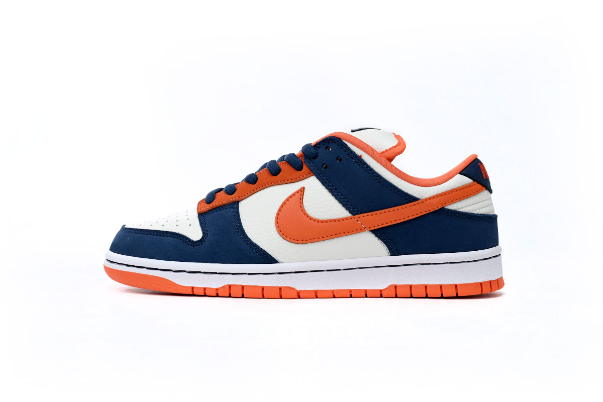 Nike SB Dunk Low Broncos