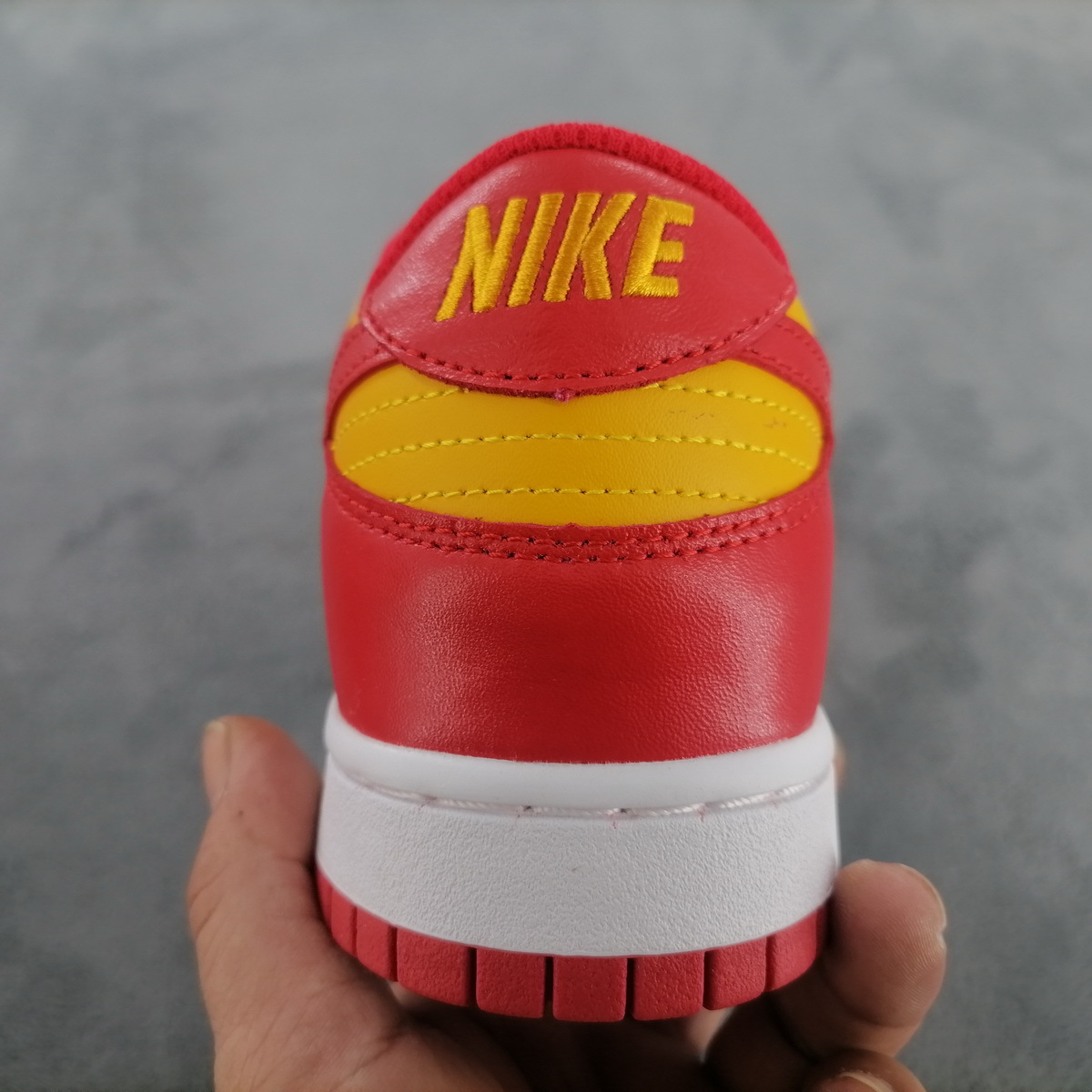 Nike SB Dunk Low Midas Gold​