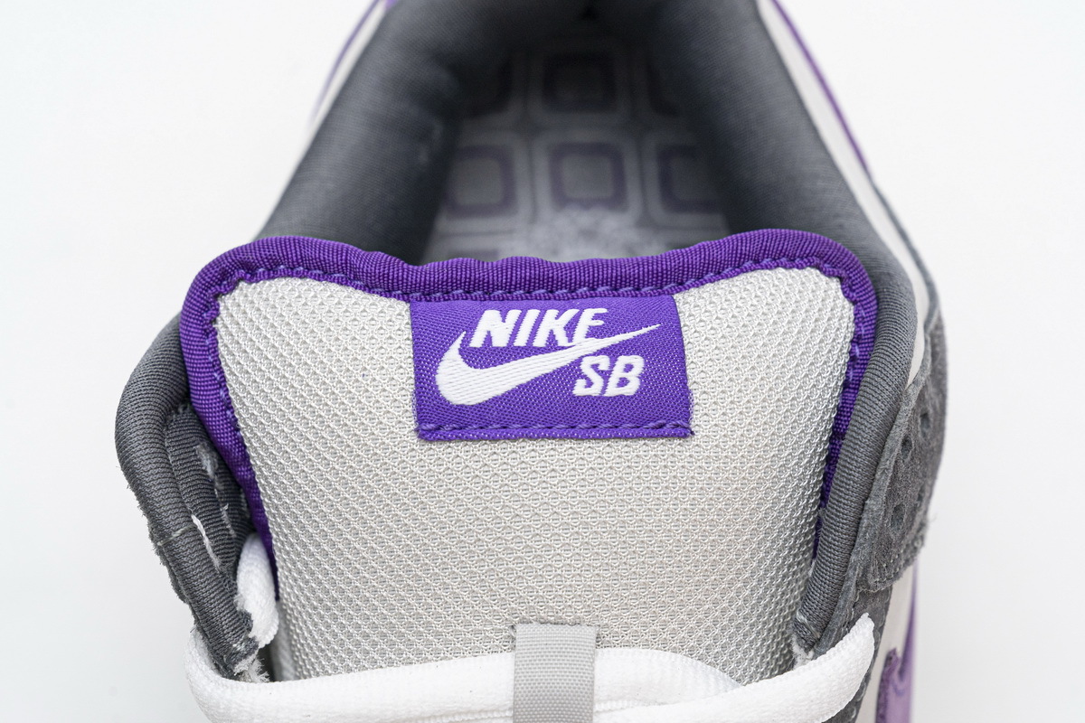 Nike SB Dunk Low Purple Pigeon