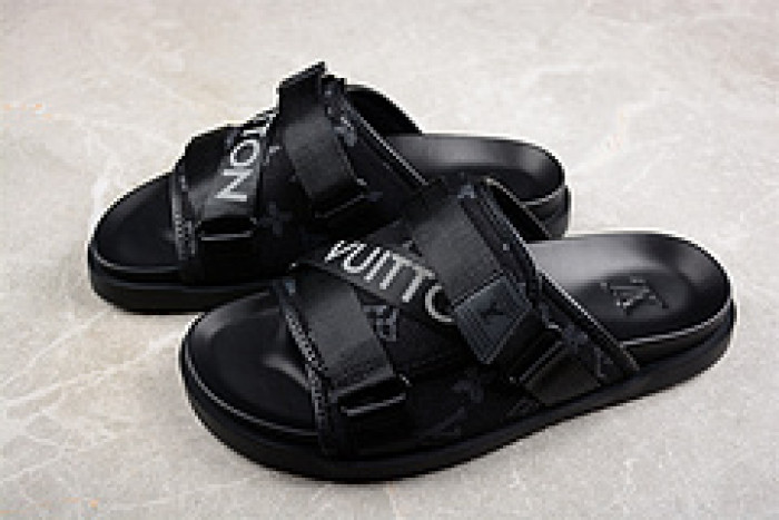 Loui Vuitto SLIPPERS