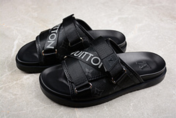 Loui Vuitto SLIPPERS