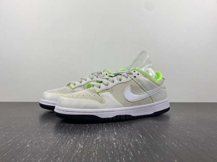 Nike Dunk Low University of Oregon PE (2023)FQ7260-001