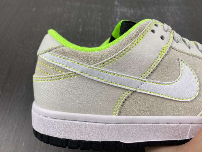 Nike Dunk Low University of Oregon PE (2023)FQ7260-001