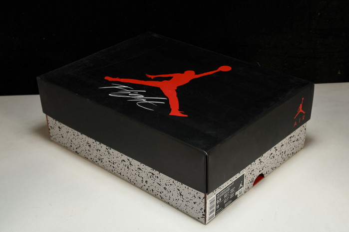 AIR JORDAN 4 “BRED REIMAGINED” DV6773-700