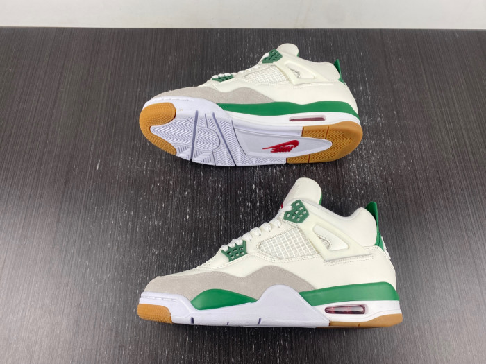 Jordan 4 Retro SB Pine Green DR5415-103