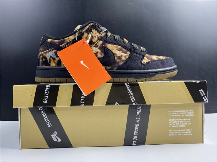 NIKE SB DUNK LOW PUSHEAD PREMIUM “PUSHEAD 2“ 536356-002