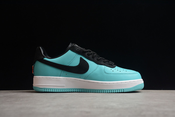 Nike Air Force 1 Low Tiffany & Co. 1837 (Friends and Family) DZ1382-900