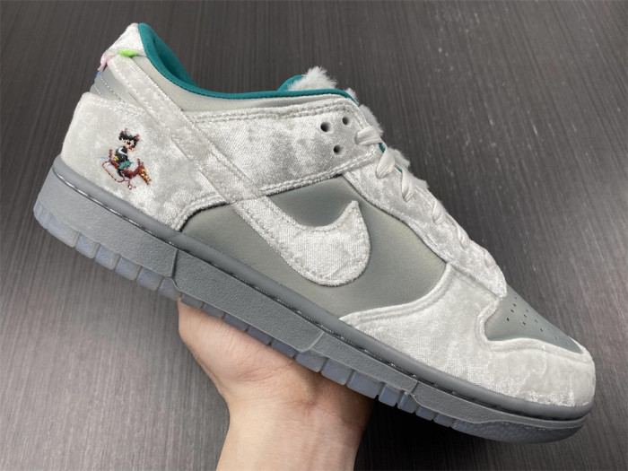 Nike Dunk Low Ice And Snow Festival DO2326-001