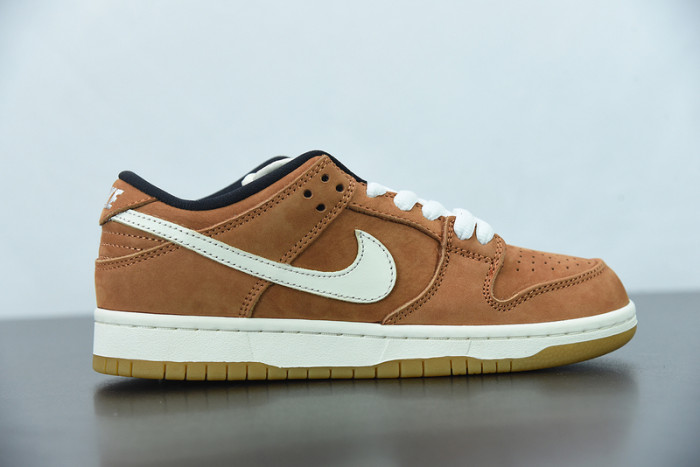 Nike Dunk Low Wheat DH1319-200