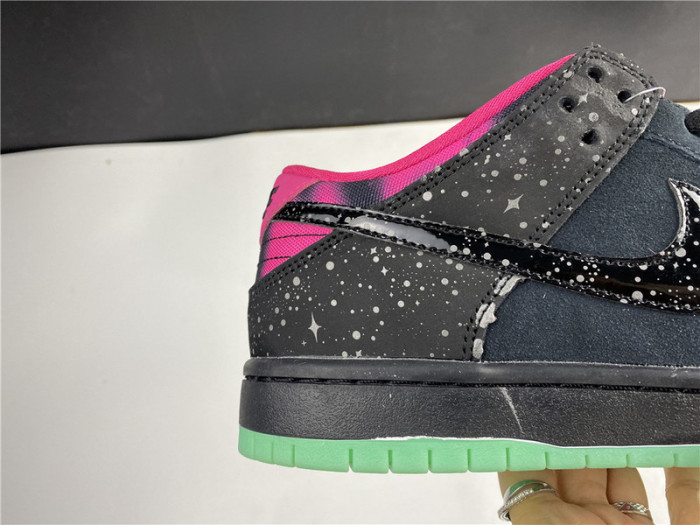 Nike Dunk SB Low Premier “Northern Lights”724183-063