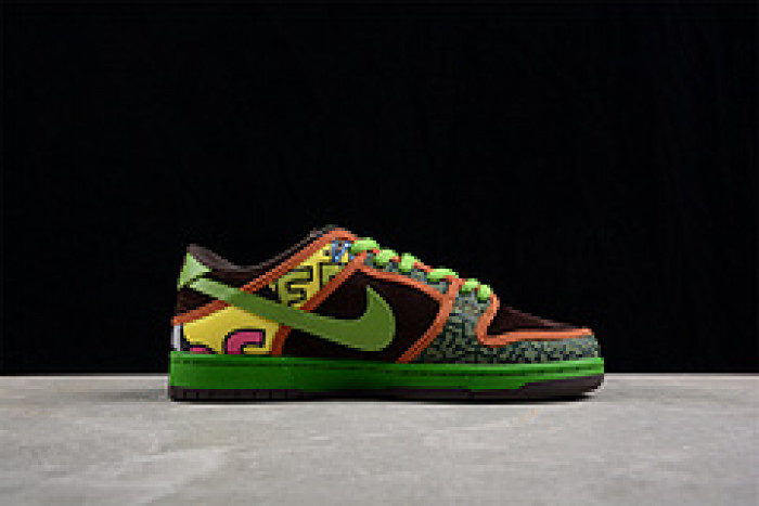 Nike SB Dunk Low De La Soul 789841-332