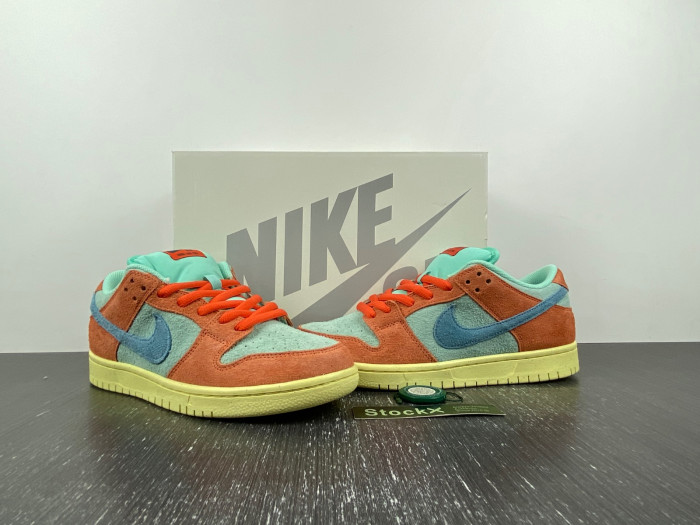 Nike SB Dunk Low Noise Aqua DV5429-800