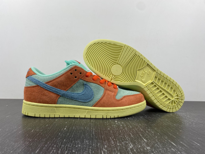 Nike SB Dunk Low Noise Aqua DV5429-800