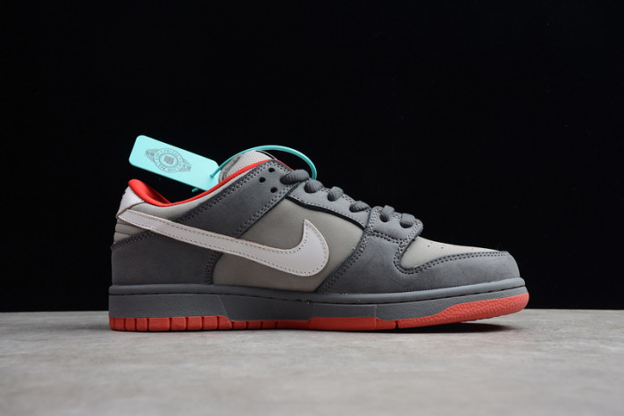 Nike SB Dunk Low Staple NYC Pigeon304292-011