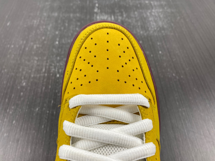 Nike SB Dunk Low Yellow Lobster 313170-137566