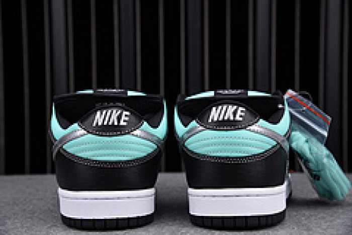 Nike SB x Diamond Dunk Hi Tiffany 304292-402