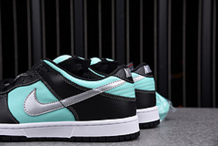 Nike SB x Diamond Dunk Hi Tiffany 304292-402