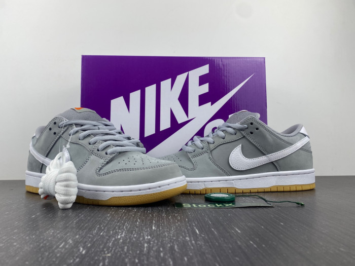 Nike Sb Dunk Low Pro Iso Orange Label Wolf Grey Gum DV5464-001